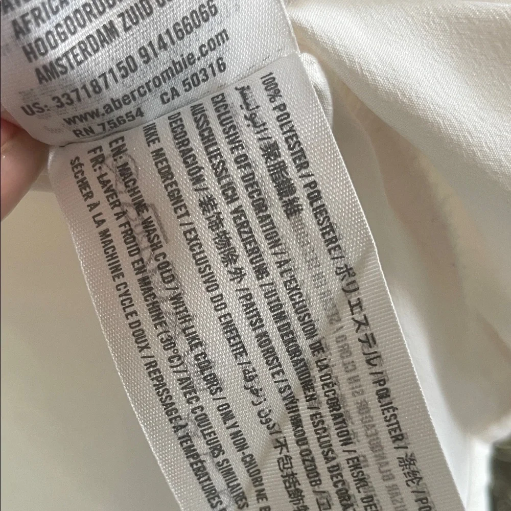 Hollister|soft White double layered V Tank Top|Medium|EUC - Picture 7 of 7